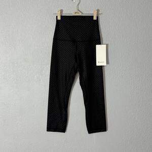 Lululemon Align SHR Crop 21" Black Size 4